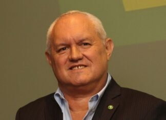 Juan Eiras continúa como presidente de la CAF