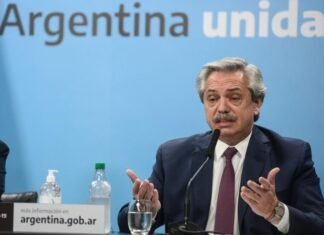 Alberto Fernández abrió la puerta a una suba de retenciones